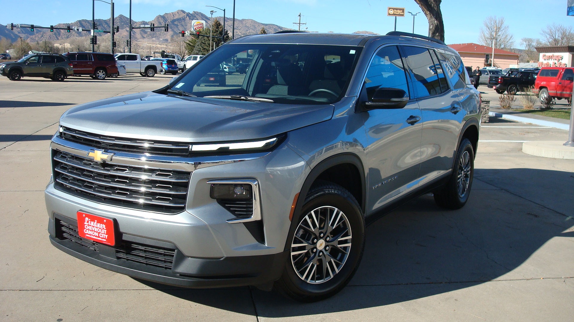 2025 Chevrolet Traverse LT in Sterling Gray Metallic — front three-quarter view